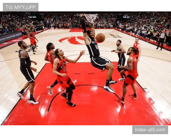 坎宁安带领活塞稳居东部第一 年轻核心成长与团队防守体系构建