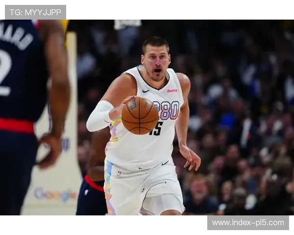 约基奇关键三分加造犯规扳平比分 掘金末节反扑功亏一篑